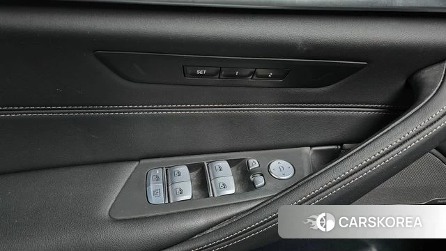 BMW 5 Series (G30) id 4921775 из Кореи 11
