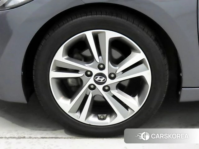 Hyundai Avante AD id 4737613 из Кореи 11