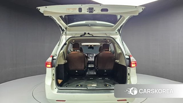 Toyota Sienna id 4998704 из Кореи 11