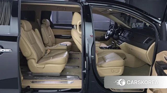 Kia The New Carnival id 3396682 из Кореи 11