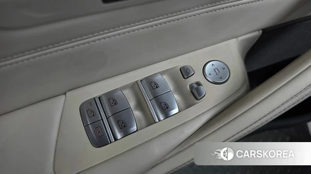 BMW 5 Series (G30) id 4992767 из Кореи 11