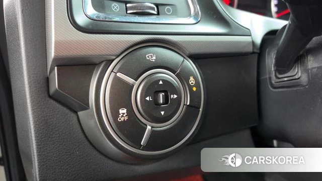 Ssangyong The New Korando Sports id 5048729 из Кореи 11