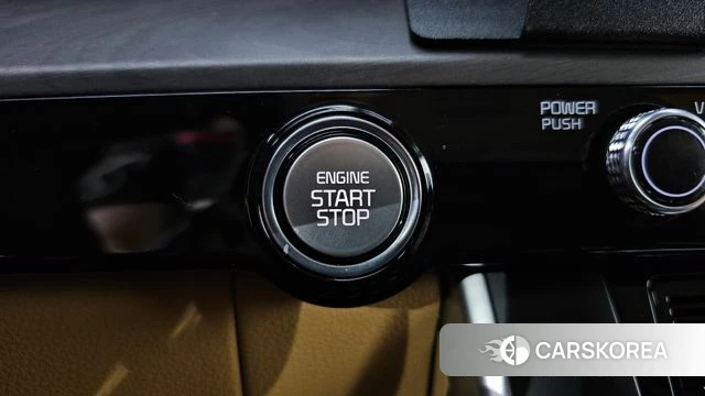 Kia Carnival 4th generation id 4951319 из Кореи 11