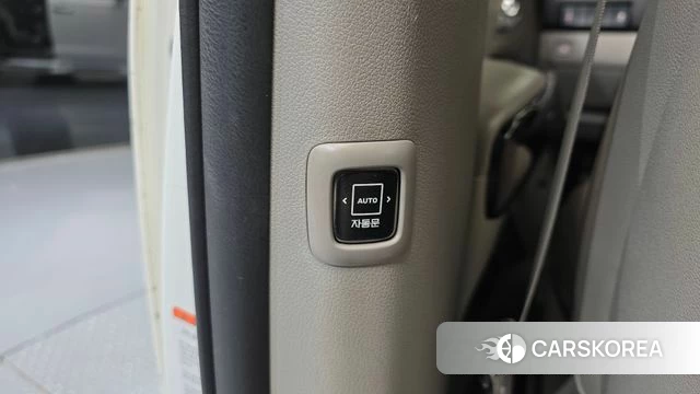Kia The New Carnival id 5023912 из Кореи 12