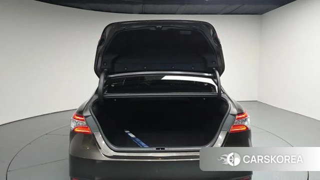Toyota Camry (XV70) id 4988444 из Кореи 11