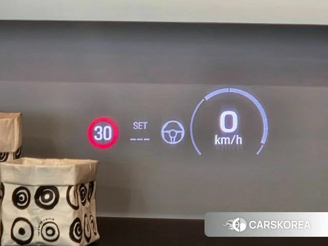 Porsche Makan EV id 4984876 из Кореи 11