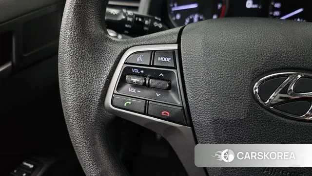 Hyundai Avante AD id 3754657 из Кореи 11