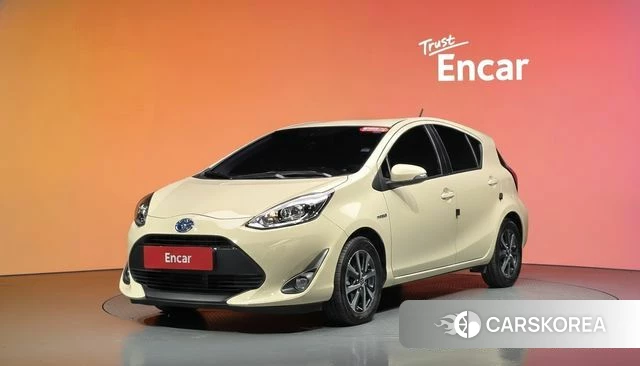 Toyota Prius C id 4952866 из Кореи 11