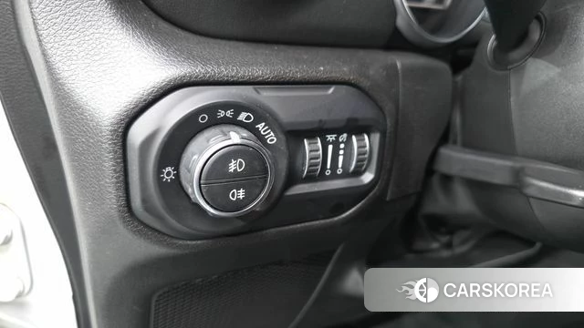 Jeep Wrangler (JL) id 5039859 из Кореи 11