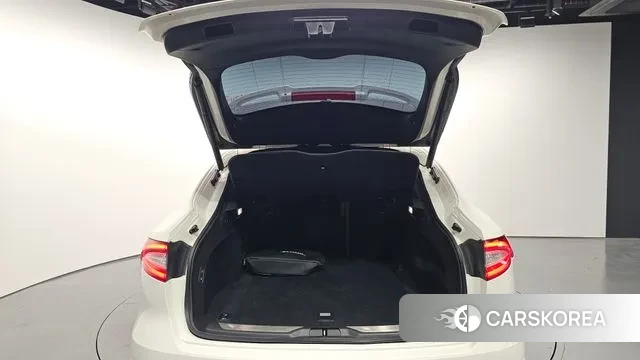 Maserati Levante id 3488818 из Кореи 11