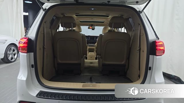 Kia The New Carnival id 5048206 из Кореи 11