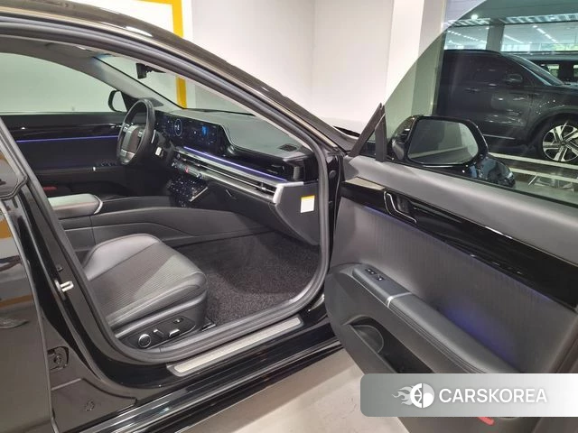 Hyundai Grandeur Hybrid (GN7) id 4783618 из Кореи 11