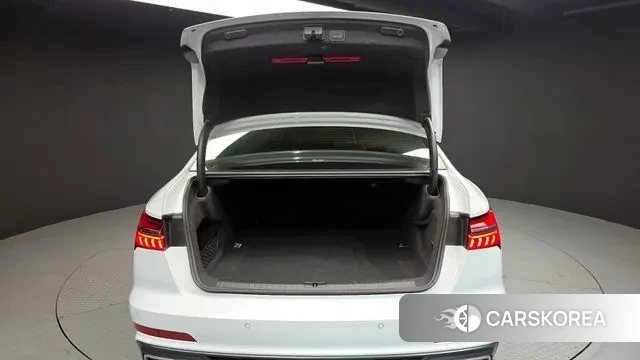 Audi A6 (C8) id 3680680 из Кореи 11