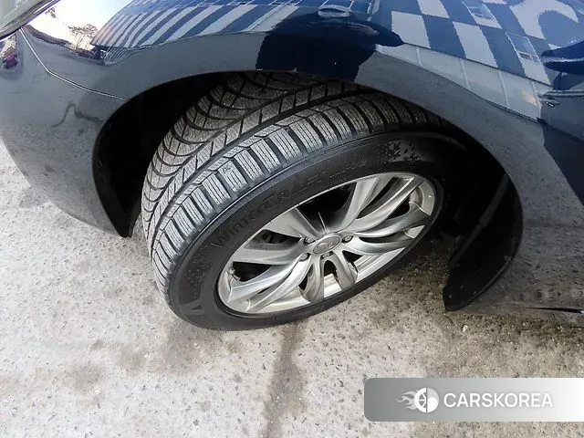 Infiniti Q70 id 3505166 из Кореи 11