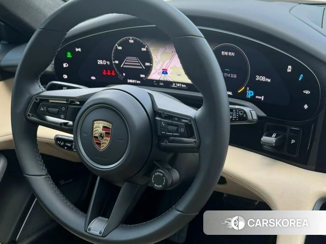 Porsche Taycan id 4645445 из Кореи 11