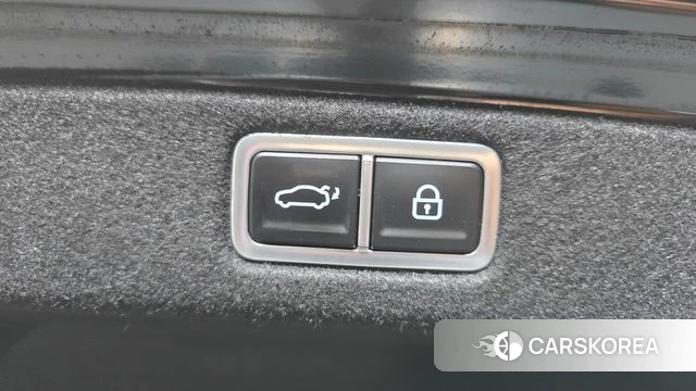 Hyundai Grandeur Hybrid (GN7) id 5002259 из Кореи 11