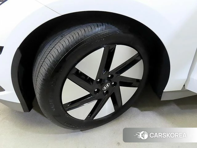 Hyundai Ionic 6 id 5011395 из Кореи 11