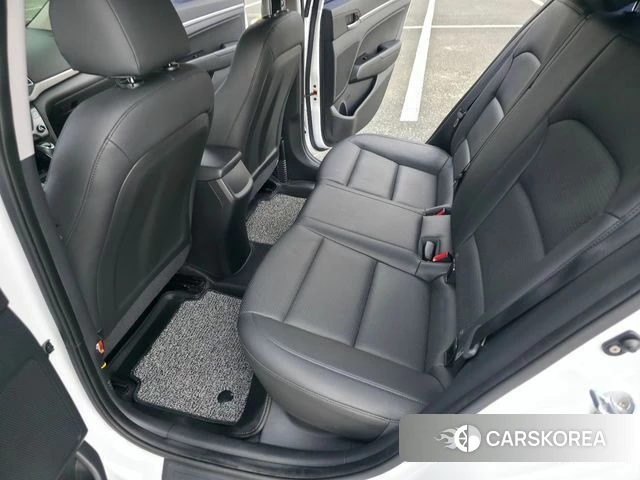 Hyundai Avante AD id 5019009 из Кореи 11