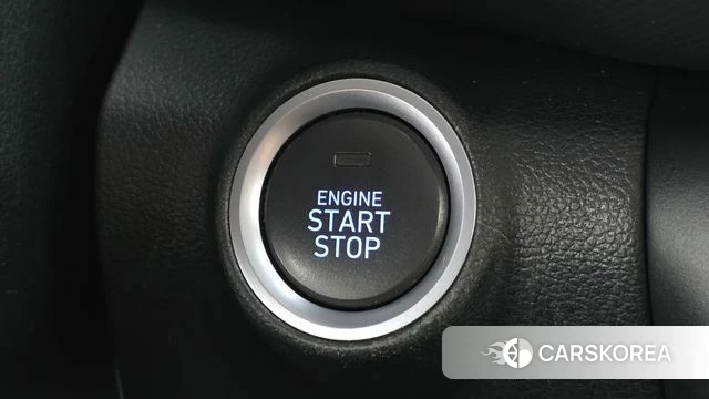 Hyundai The New Kona id 5040435 из Кореи 11
