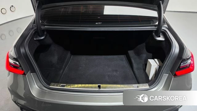 BMW 7 Series (G11) id 5053845 из Кореи 11