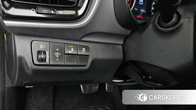 Kia Stonic id 5029397 из Кореи 11