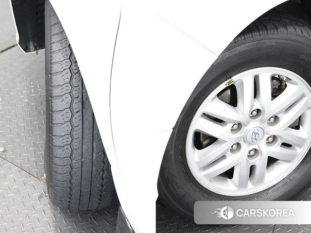 Hyundai The New Grand Starex id 3595346 из Кореи 11