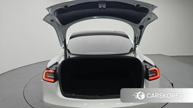 Tesla Model 3 id 4997127 из Кореи 11