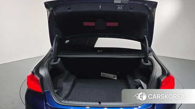 BMW 5 Series (G30) id 3302315 из Кореи 11