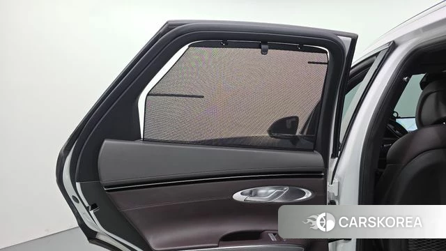 Genesis GV70 id 4987338 из Кореи 11