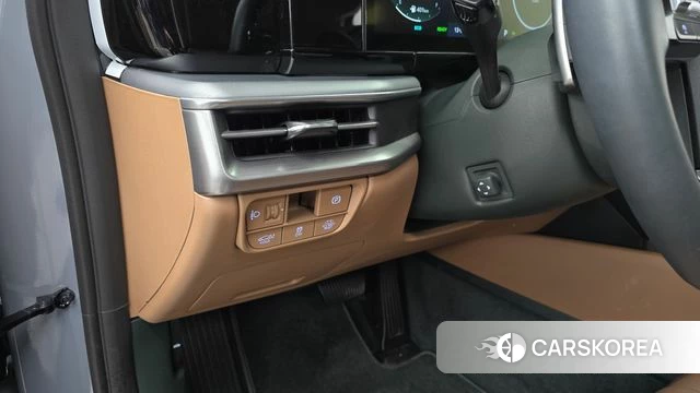 Hyundai Grandeur Hybrid (GN7) id 5052056 из Кореи 11