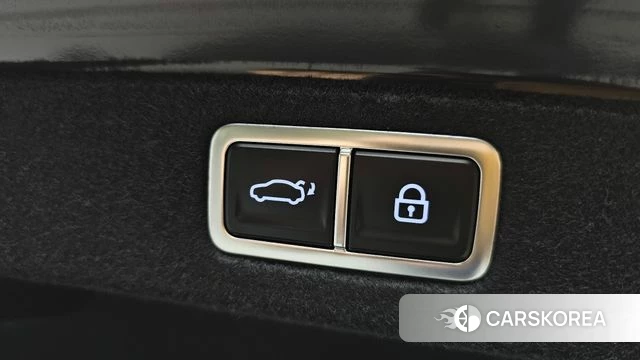 Hyundai Grandeur Hybrid (GN7) id 4980456 из Кореи 11