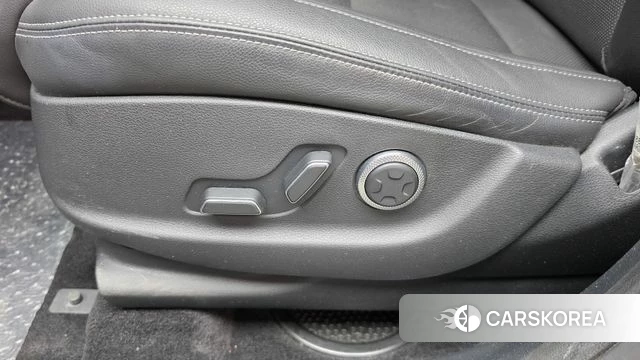 Genesis GV70 id 5026756 из Кореи 11