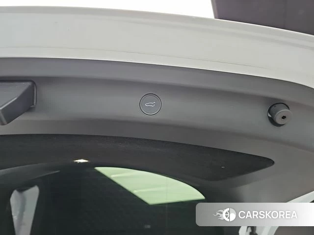 Tesla Model Y id 5034030 из Кореи 11