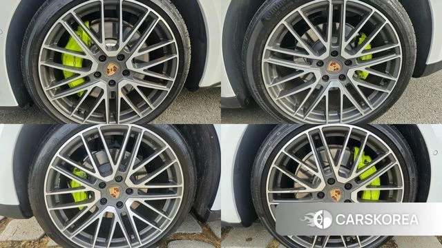 Porsche Panamera (976) id 5039145 из Кореи 11