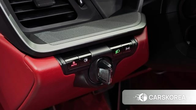 Porsche 911(992) id 5018299 из Кореи 11
