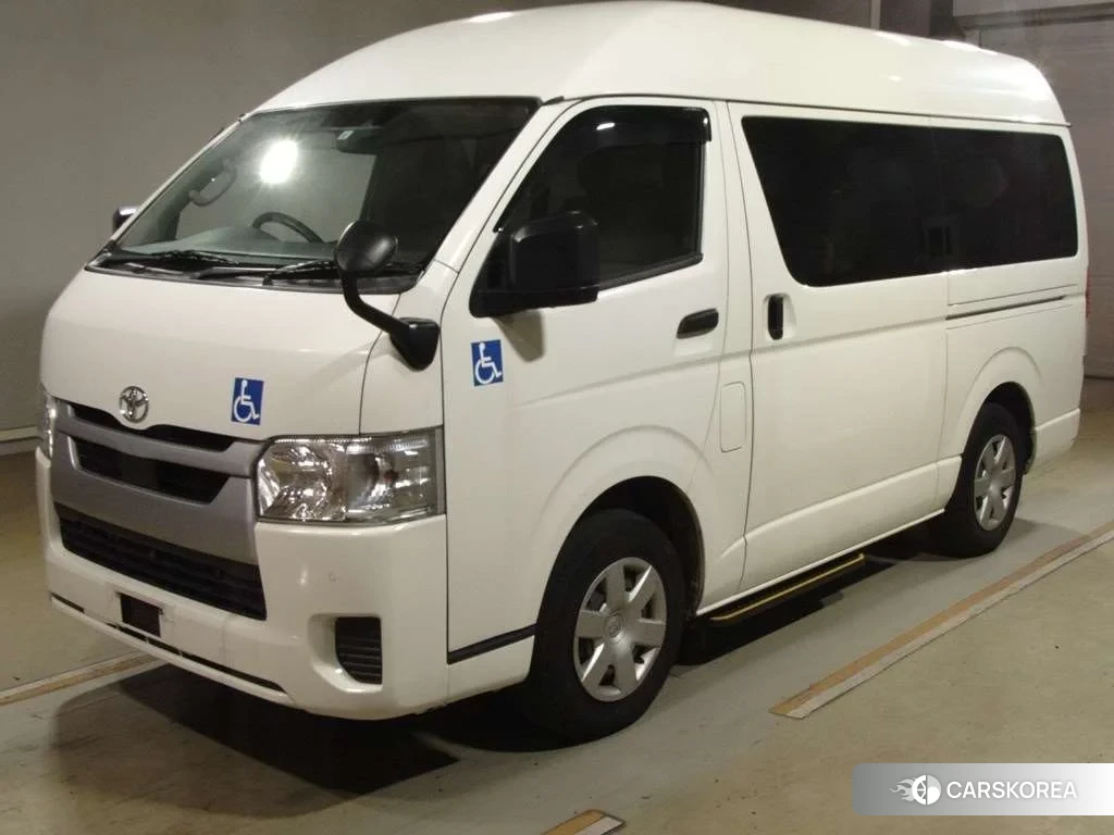 Toyota HiAce Van 2022 из Японии, фото 2