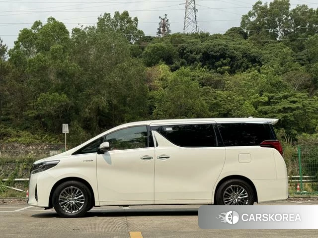 Toyota Alphard 2023 Белый из Китая, фото 4