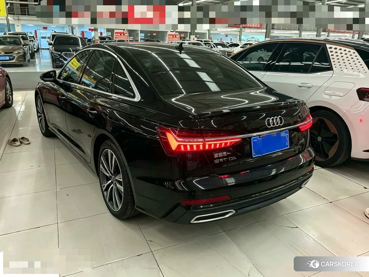 Audi A6L 2020 Черный из Китая, фото 2