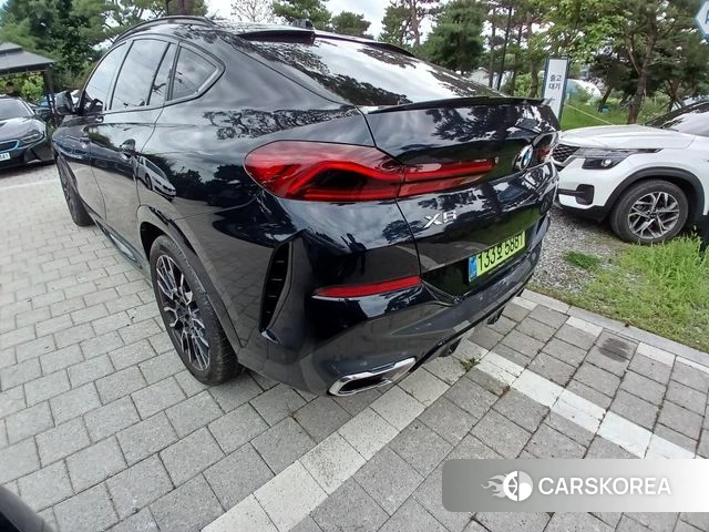 BMW X6 (G06) 2025 Черный из Кореи, фото 5