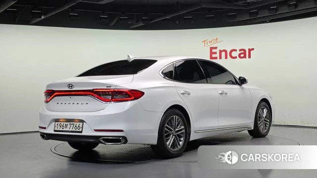 Hyundai Grandeur IG id 5054814 из Кореи 12