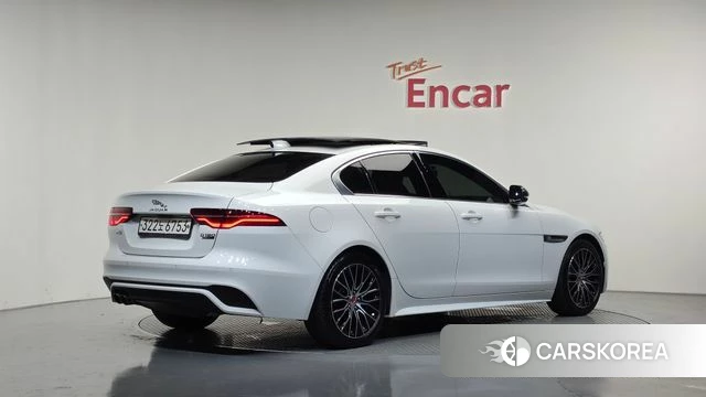 Jaguar XE id 4992603 из Кореи 12