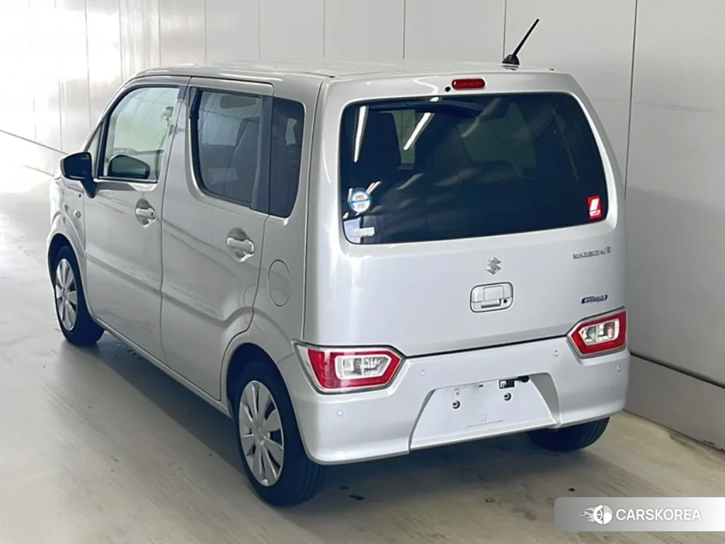Suzuki Wagon R 2023 из Японии, фото 2