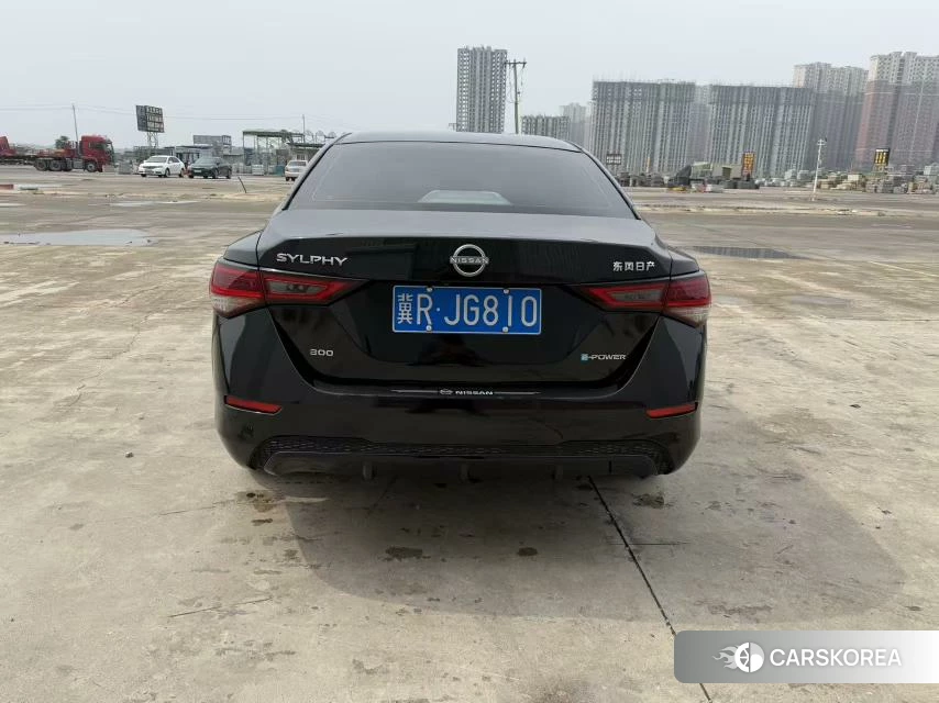 Nissan Sylphy 2021 Черный из Китая, фото 2