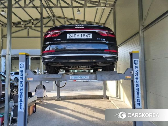 Audi A8 (D5) 2019 Черный из Кореи, фото 2