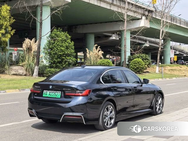 BMW i3 2024 Черный из Китая, фото 2