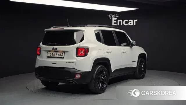 Jeep Renegade id 3539636 из Кореи 12