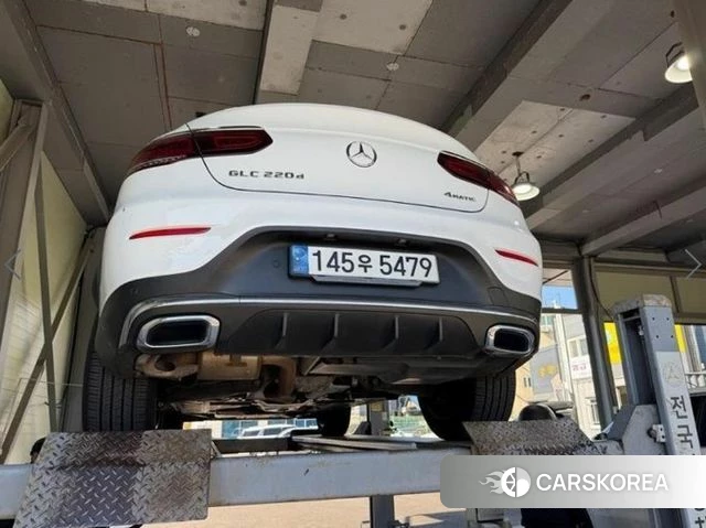 Mercedes-Benz GLC-Class X253 2022 Белый из Кореи, фото 2