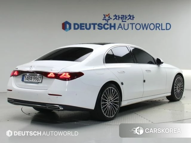 Mercedes-Benz E-Class W214 2024 Черный из Кореи, фото 2