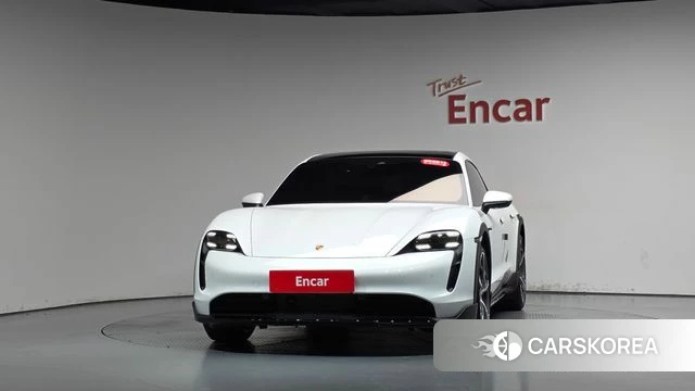 Porsche Taycan id 5021397 из Кореи 12