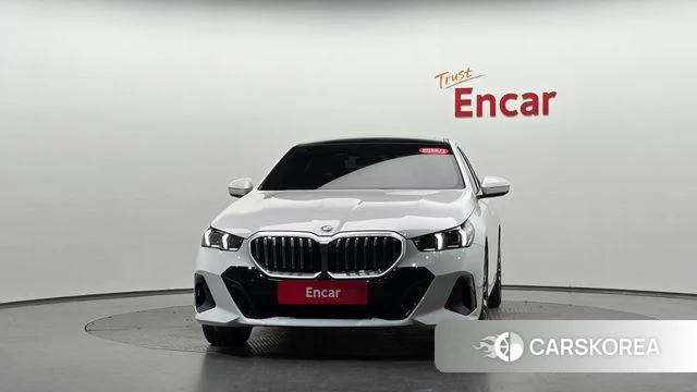 BMW 5 Series (G60) id 5032685 из Кореи 12
